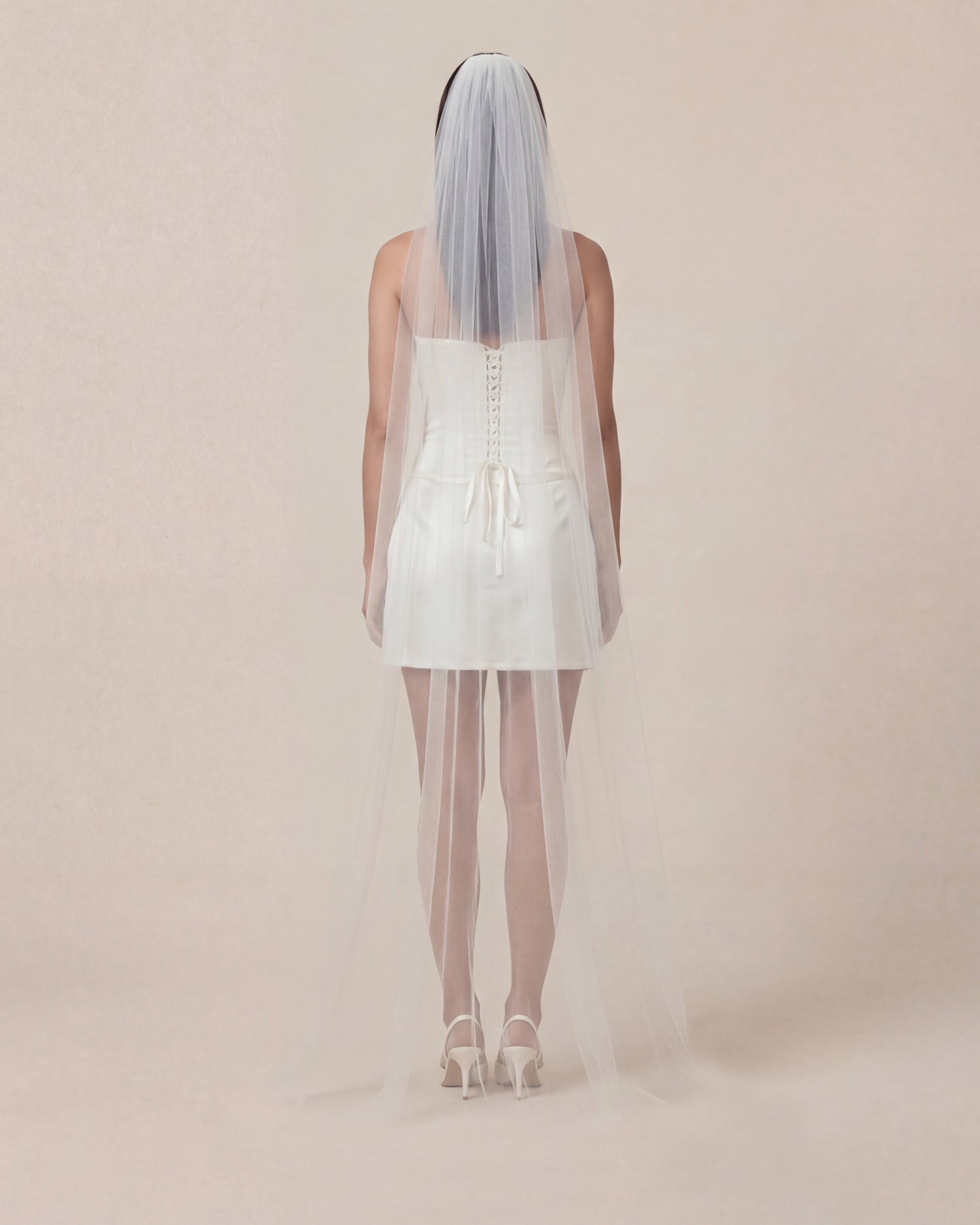 Long Veil | Floor Length Single Tiered Tulle Veil